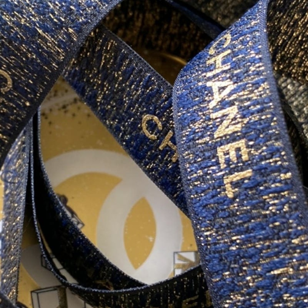 CHANEL Ribbon Authentic Navy Blue & Gold Woven Ribbon 60 Inches‎